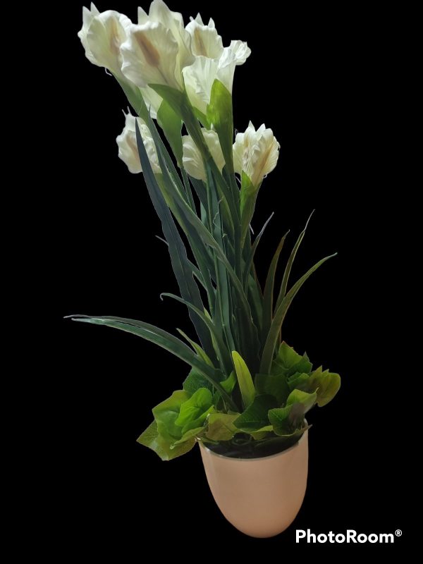 PO133 PLASTIC FLOWER