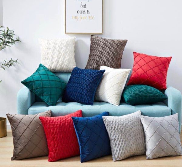 CUSHION WITH COVER MIX COLORS