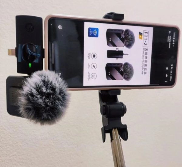 WIRELESS MICROPHONE F11-2 FOR IPHONE, ANDROID AND CAMERA - Image 2